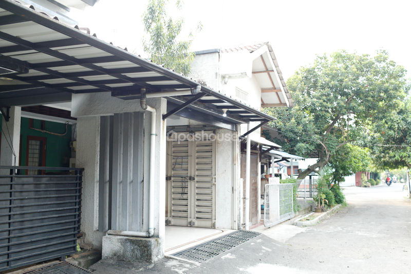 Jl. Ismaya Raya