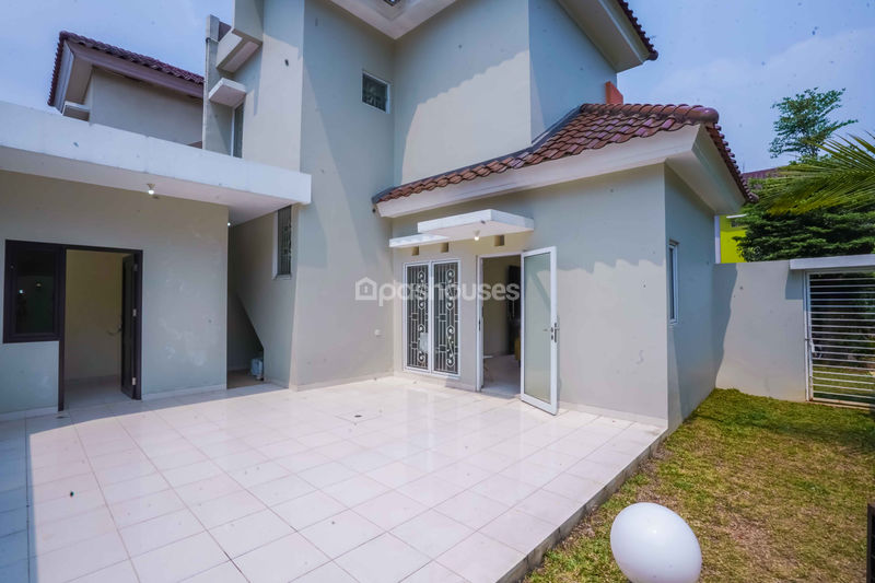 Telaga Golf Sawangan Cluster Espanola