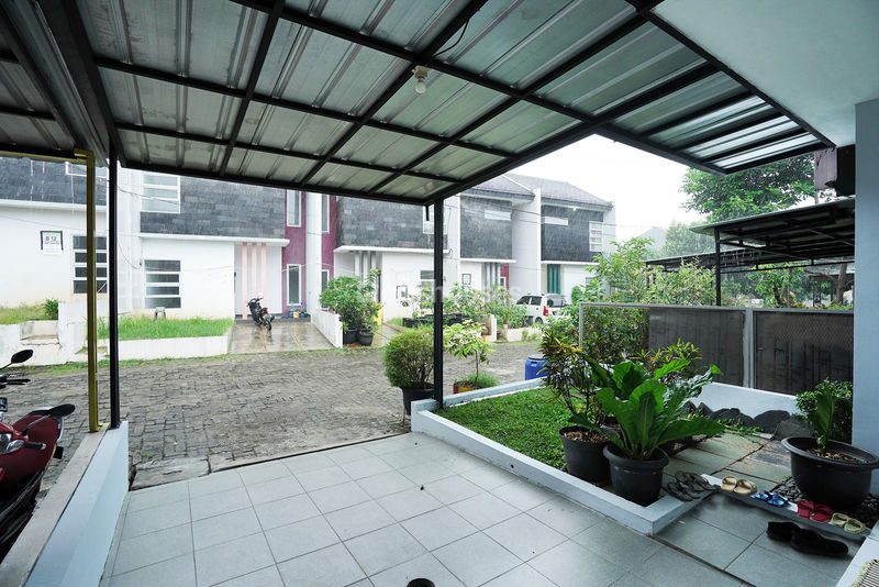 Lavender Residence