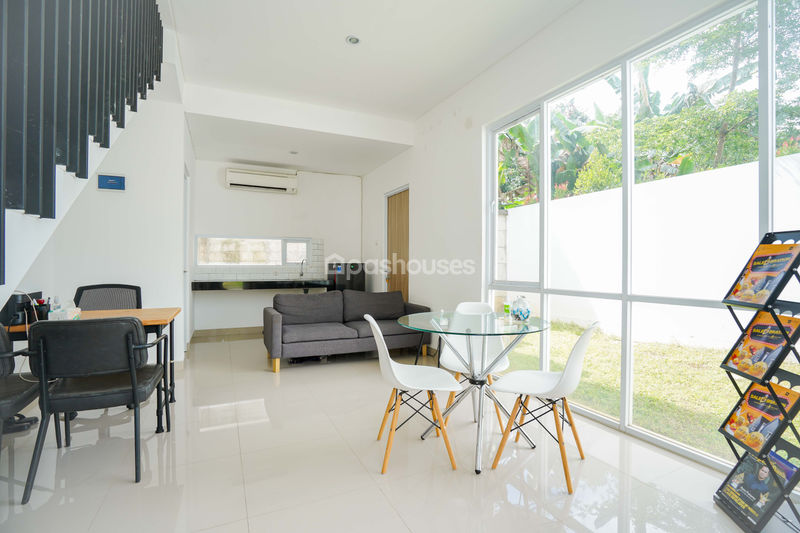 Avenue Townhouse
