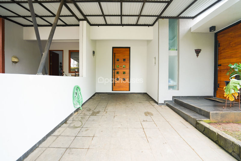 QB Townhouse Bintaro