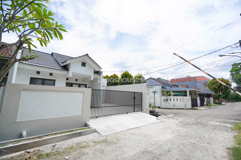 Villa Inti Persada