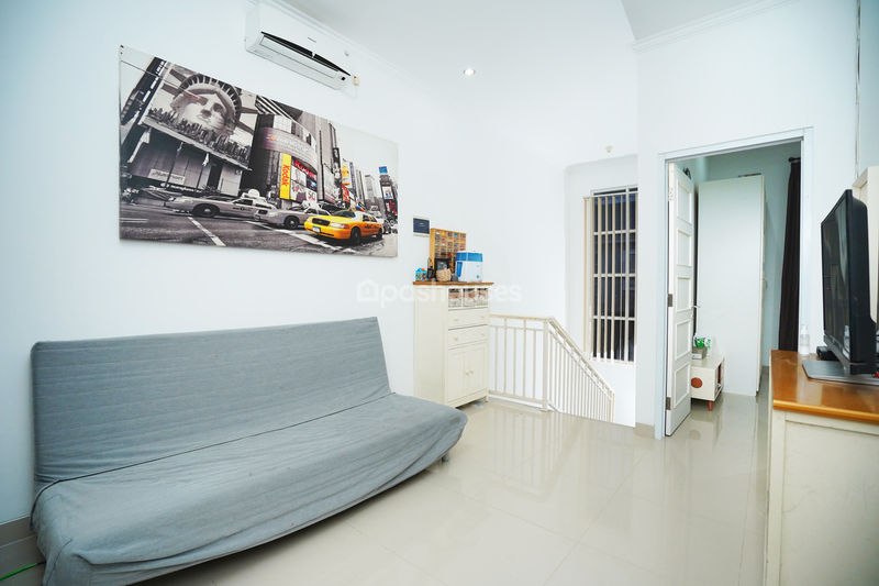 Victoria Hills Residence