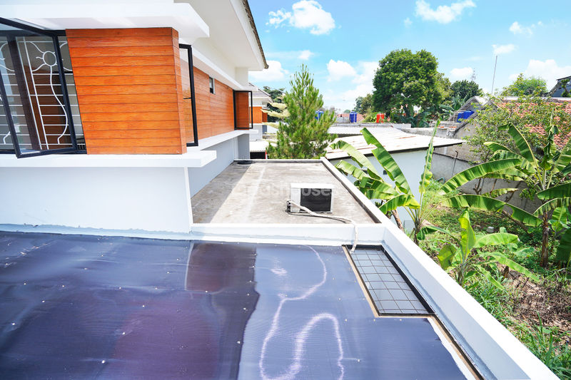 The Akasia Terrace