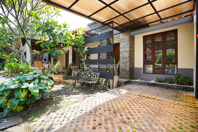 Jl. Taman Ubud