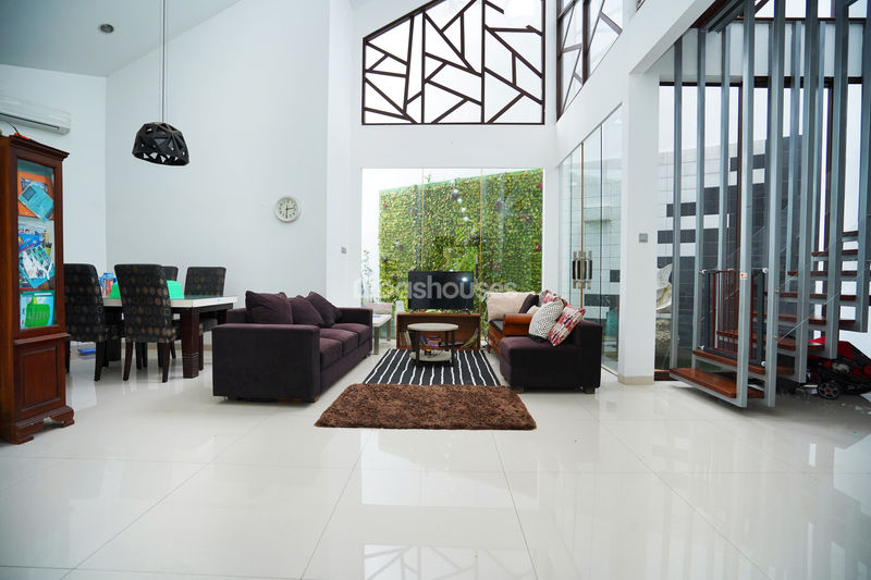 Villa Gunung Lestari