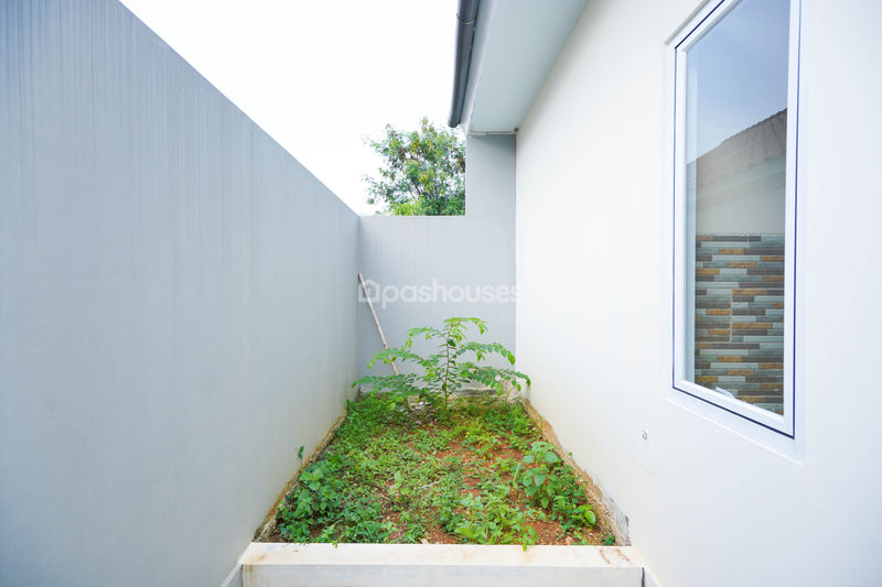 Perum Bukit Petro Sawangan