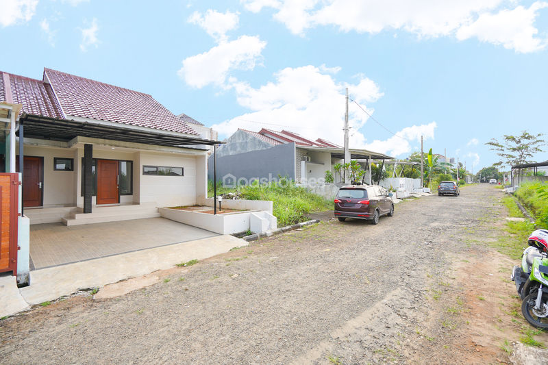 Bukit Petro Sawangan Village