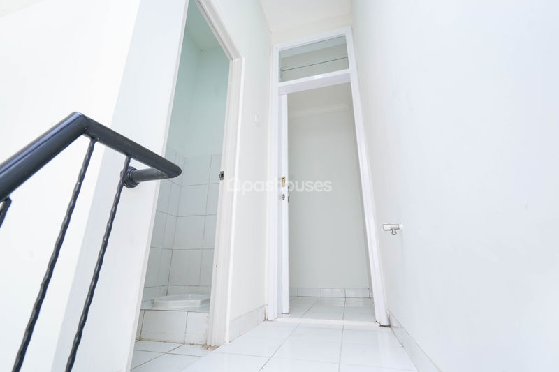Perumahan Raffles Hills Cibubur