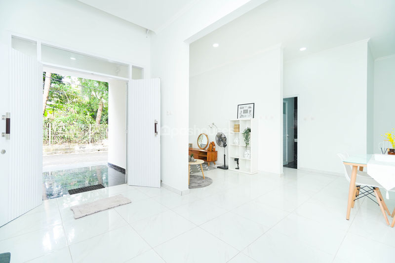 Griya MM12 Jalan Otista Raya