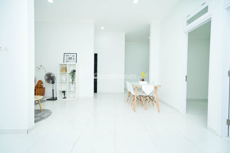 Griya MM12 Jalan Otista Raya