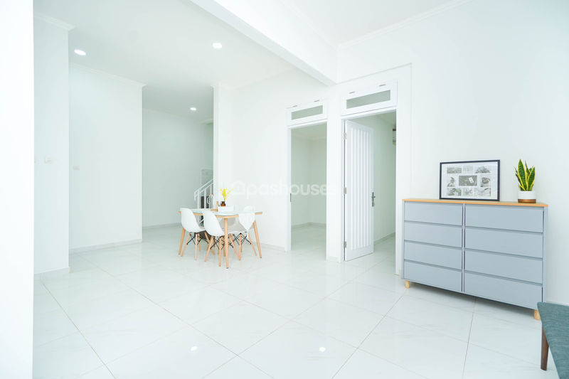 Griya MM12 Jalan Otista Raya