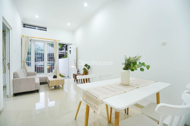 Cibubur Country Cluster Cottonwood