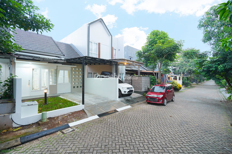 Cibubur Country Cluster Cottonwood