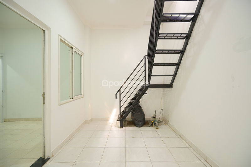 Perumahan Cibubur Country Cluster Moon Lake 1