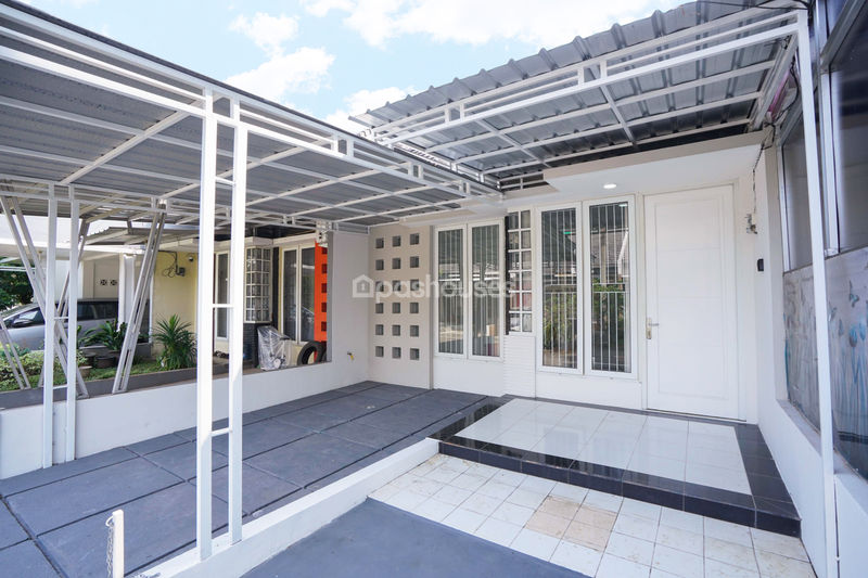 Perumahan Cibubur Country Cluster Moon Lake 1