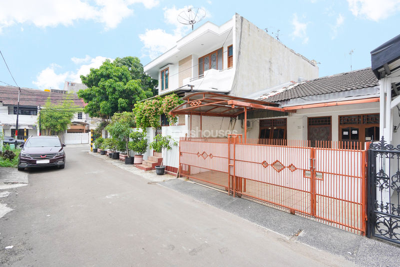 Jl. Janur Kuning