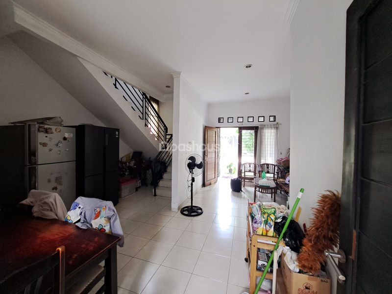 Graha Raya Cluster Venice