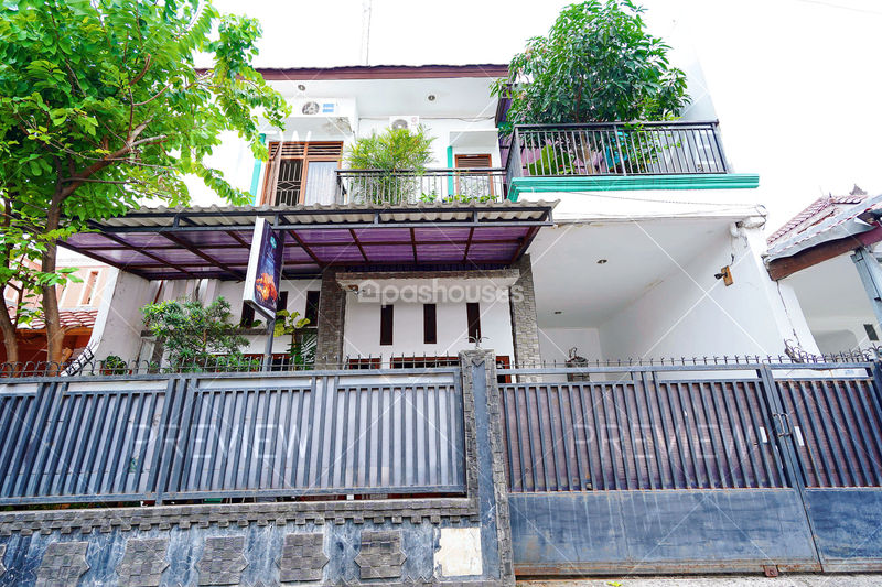 pashouses.id