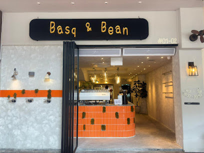 Basq & Bean (巴斯克与豆豆) - dog cafes in Bras Basah, Singapore