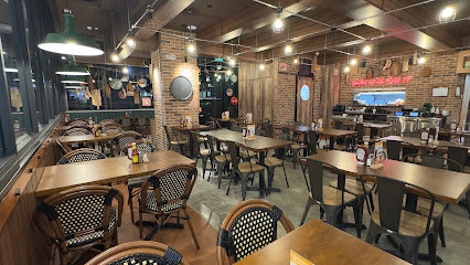 Buddy Hoagies Steak & Grill Restaurant (Pasir Ris Mall) - dog cafes in Pasir Ris, Singapore