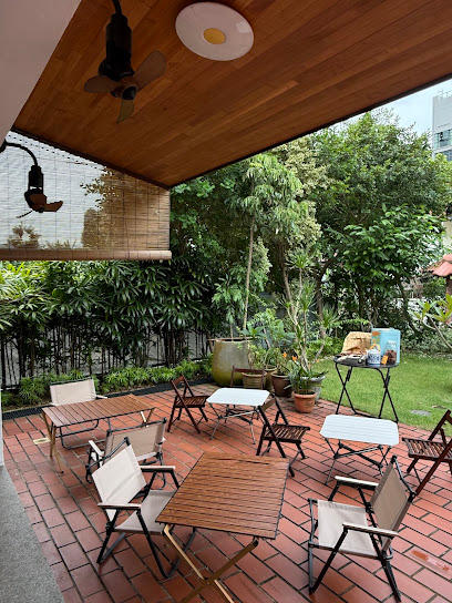 Kopi Kia - Dog Cafes