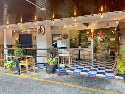 Lee's Taiwanese - dog cafes in Clementi, Singapore