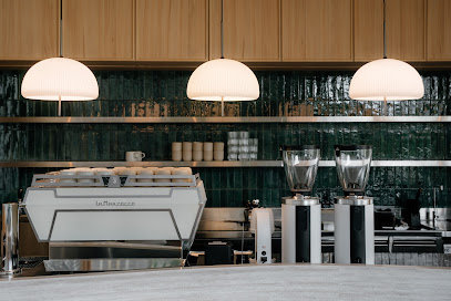Lola's - Dog Cafes