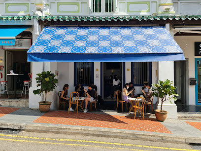 Maxi Coffee Bar - dog cafes in Chinatown, Singapore