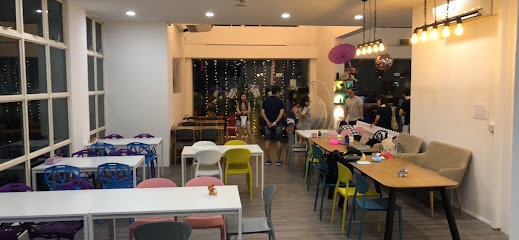 Menage Cafe - dog cafes in Bishan, Singapore