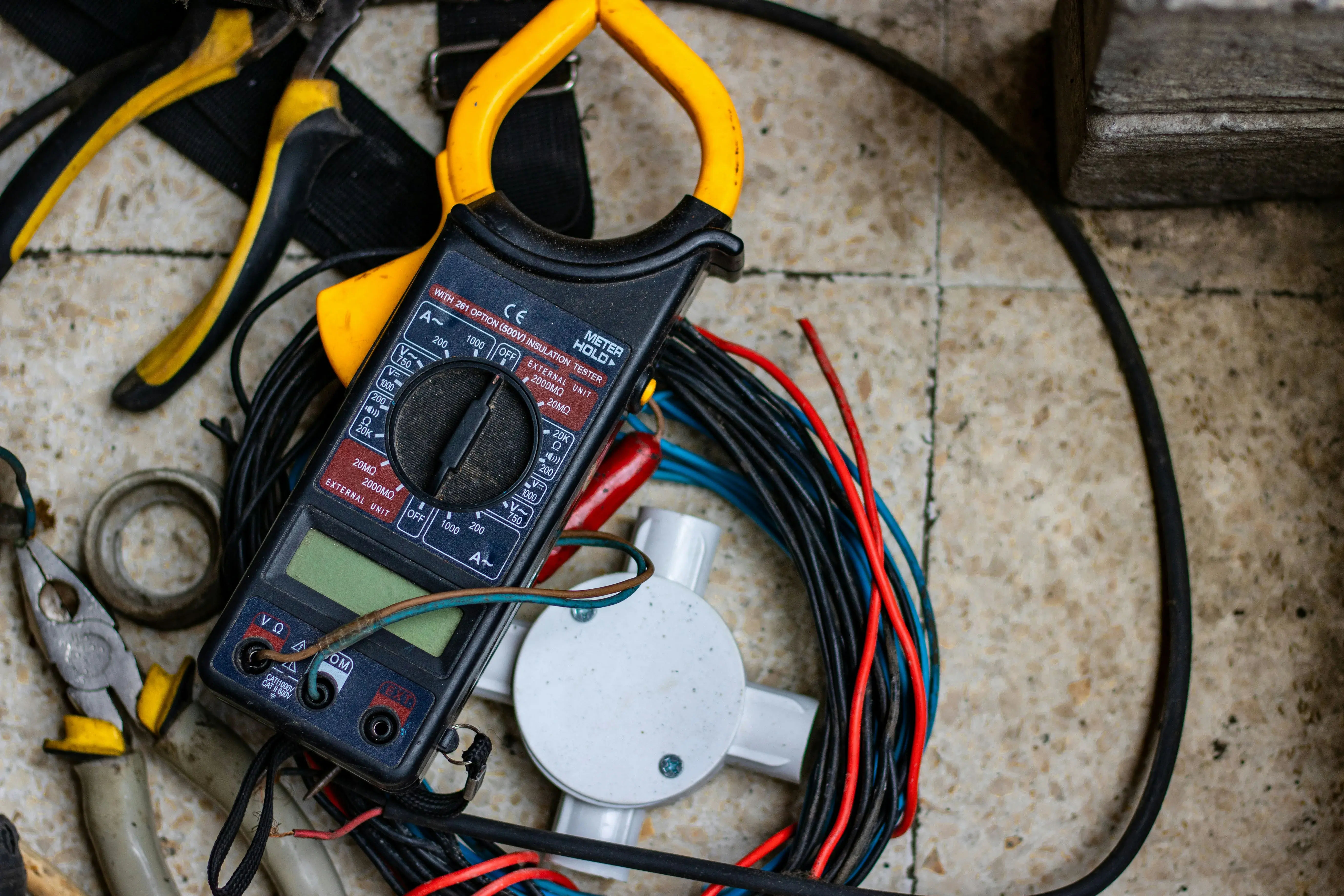 Emergency Electrician Services in Carbon, TX
