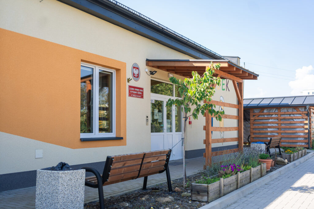 OLA0233 Żłobek w Piławie Górnej