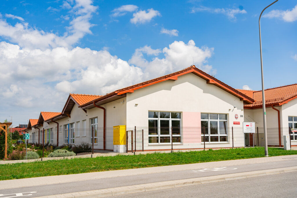OLA9327 Zespół Przedszkolno-Żłobkowy w Kątach Wrocławskich