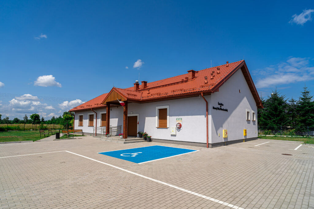 OLA9535 Świetlica Wiejska w Nowej Wsi Wrocławskiej