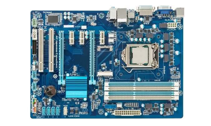 major components of motherboard