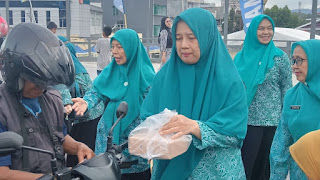 Momentum Ramadan, TP PKK Soppeng Perkuat Solidaritas Sosial di Pusat Kota Watansoppeng