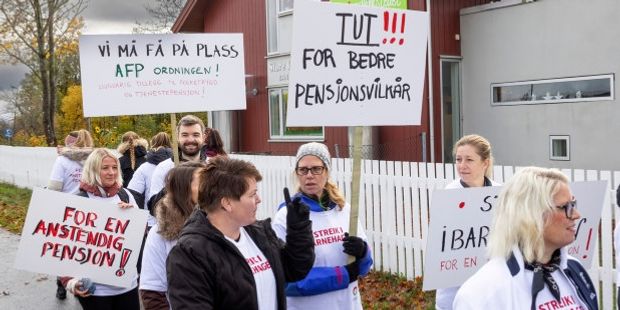 Illustrasjon/design med tekst "Streik i barnehagen. For en anstendig pensjon!" og logoene til Utdanningsforbundet, Delta og Fagforbundet.