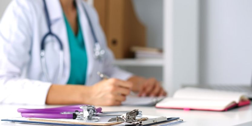sykdom, syk, lege, sykmelding, sykepenger, nav, skade, doktor,