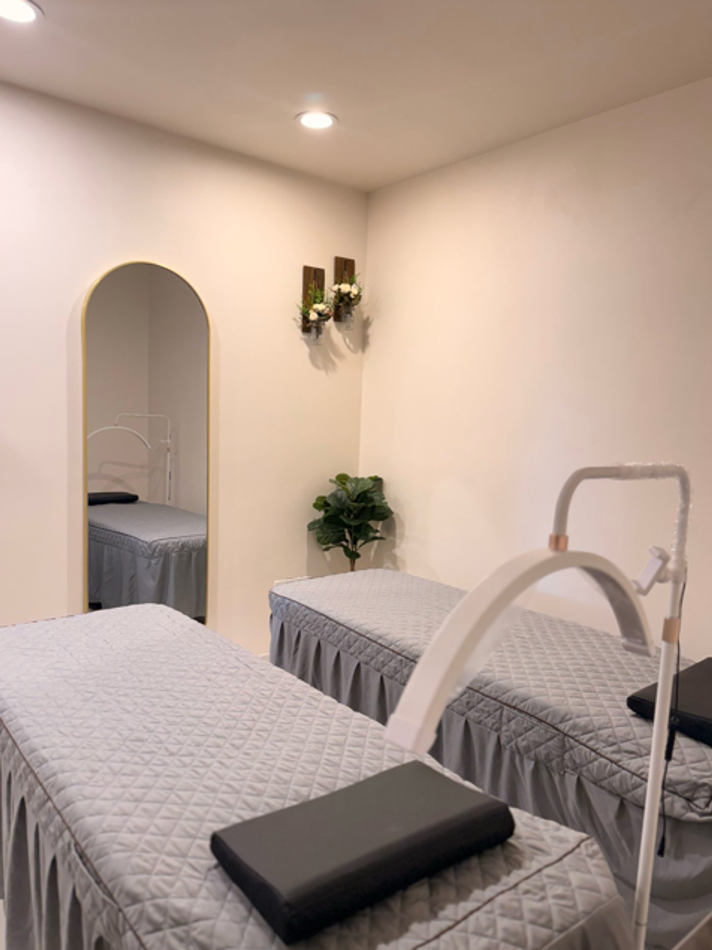 Tuyển Thợ Nails Gấp - Asiana Nails & Lounge Parker CO