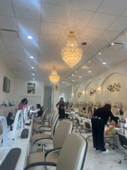 Tuyển 2 Thợ Nails Nữ - Làm Thứ 4 Đến Chủ Nhật - Hanover, MA (2)
