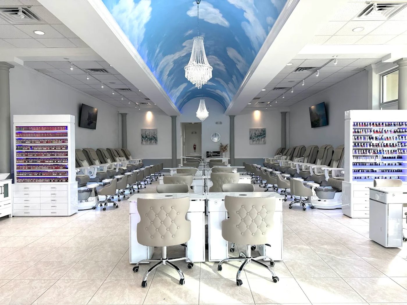 Tuyển Thợ Nails Ponte Vedra FL - Lương $200-250/Ngày