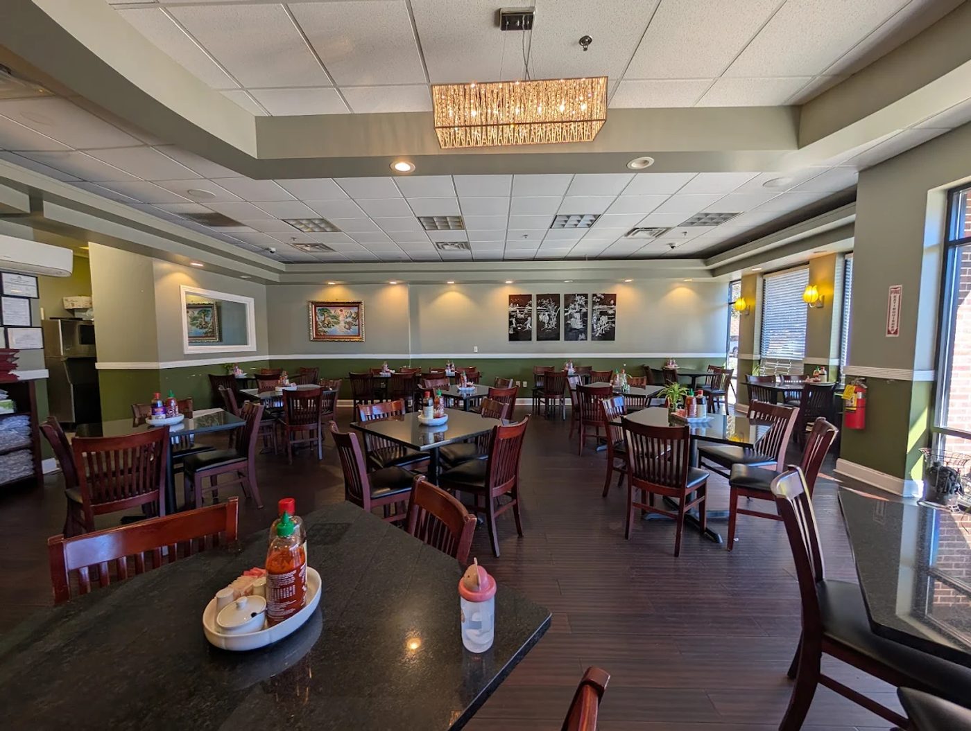Tuyển Phụ Bếp Tiệm Phở Roswell - Roswell, GA