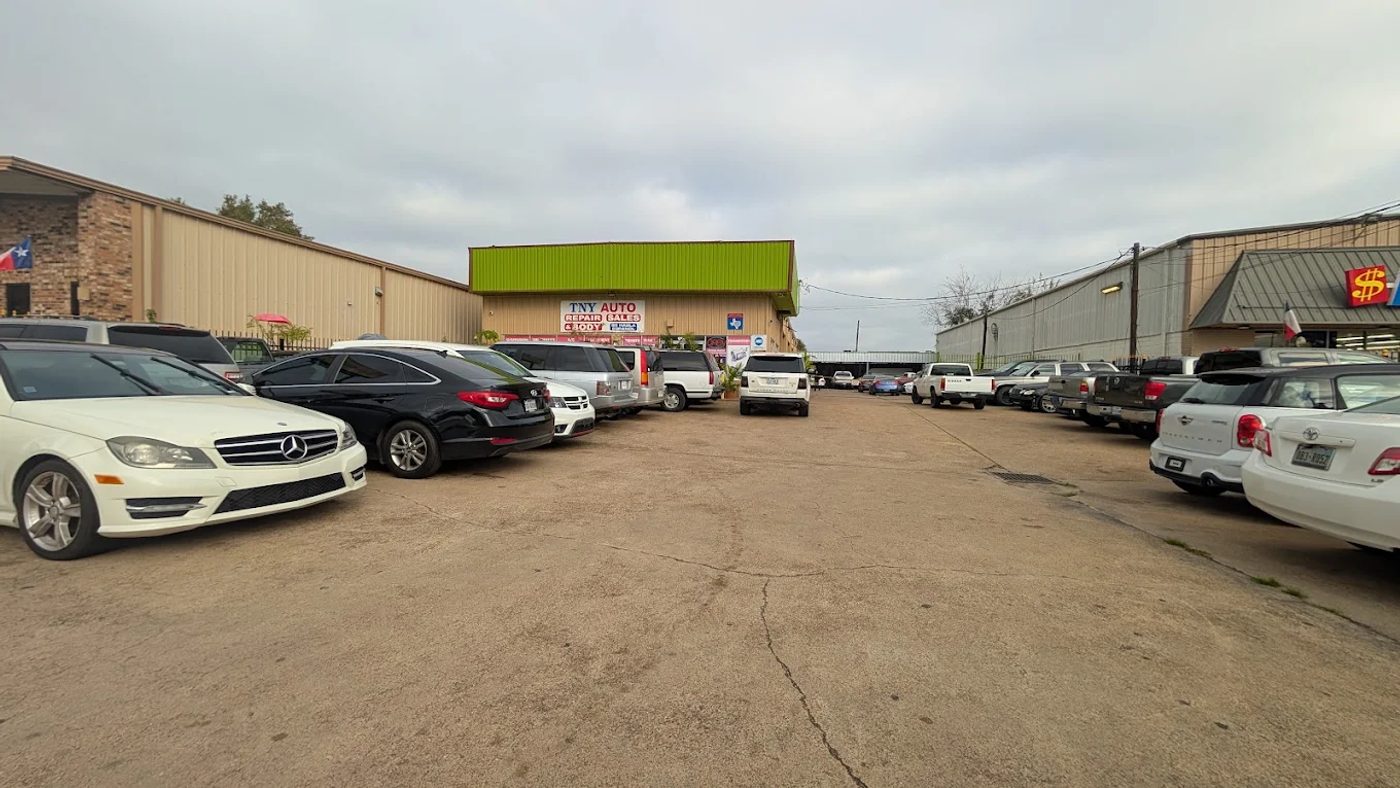 Tuyển Gấp Thợ Máy & Thợ Phụ - TNY Auto Repair - Houston, TX