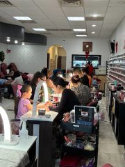 Tuyển Thợ Bột & Thợ Tay Chân Nước - Q Nails Spa Humble, TX (1)