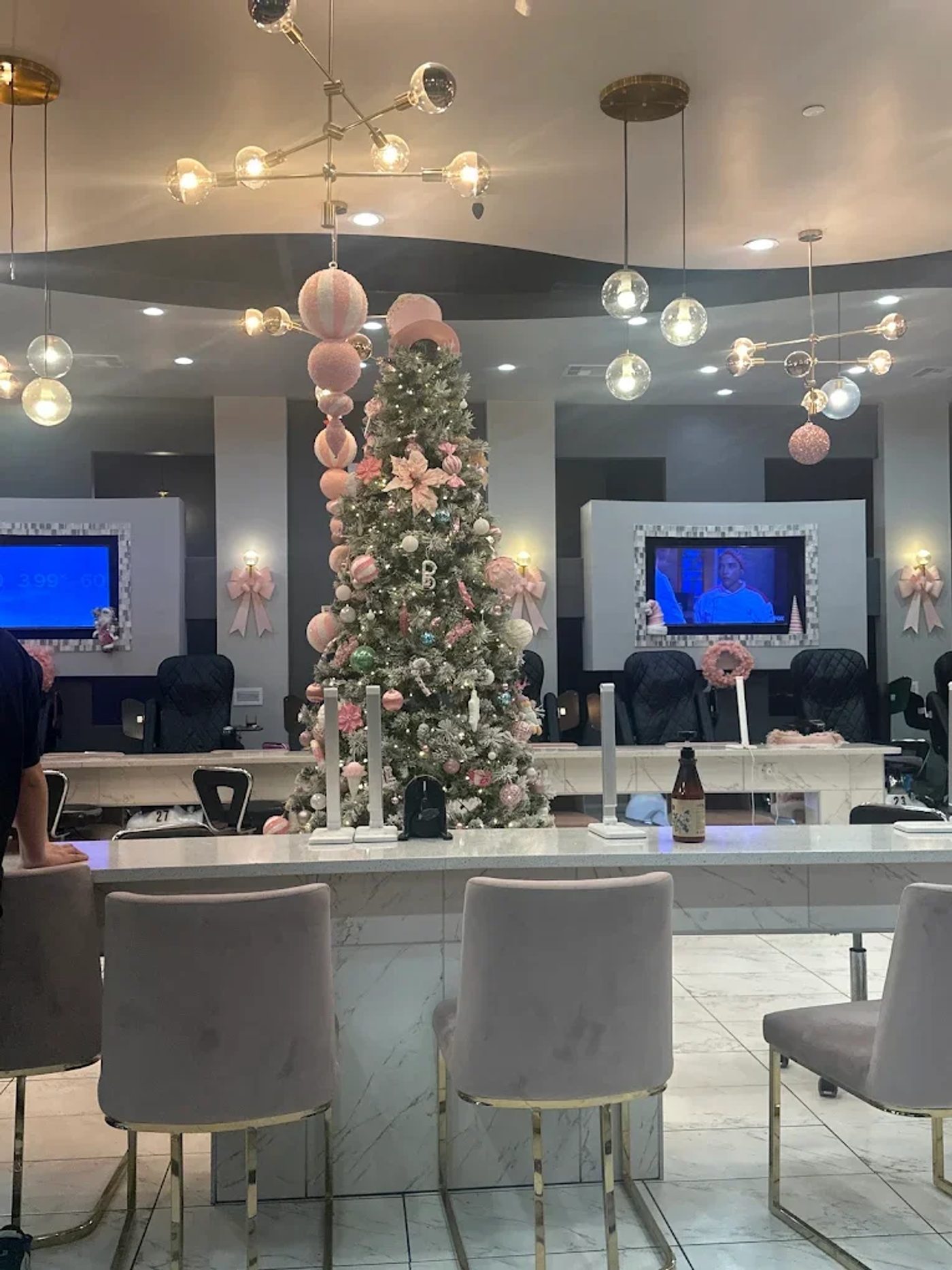 Candle Nail Spa Richardson - Tuyển Dụng Thợ Nails Chuyên Nghiệp
