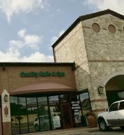 Cơ Hội Tuyển Thợ Nails Tại Quality Nails & Spa - Lakeway, TX (2)
