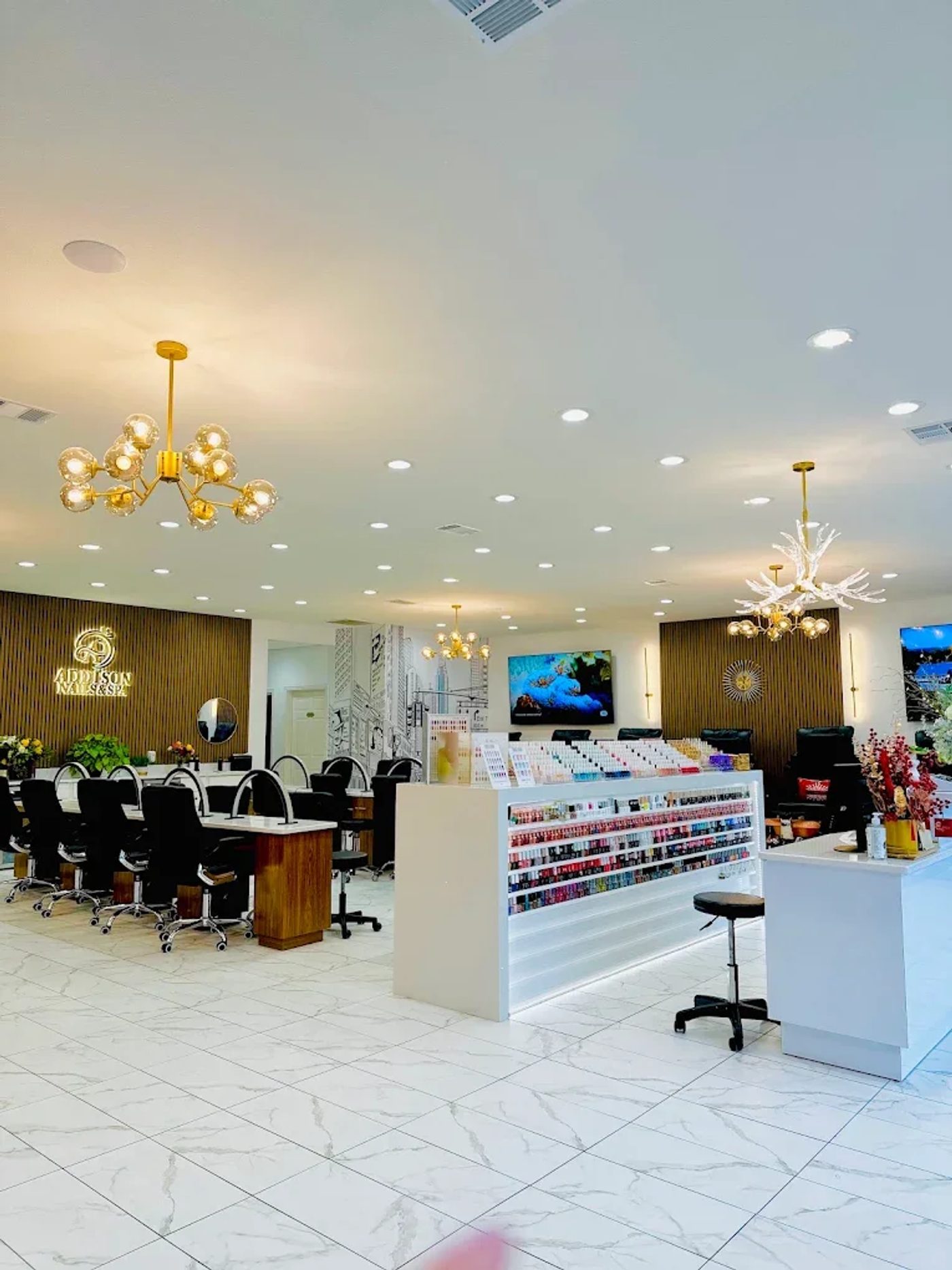 Cần Thợ Nails - Addison Nail Spa (Acrylic, Gel-X, Dip)