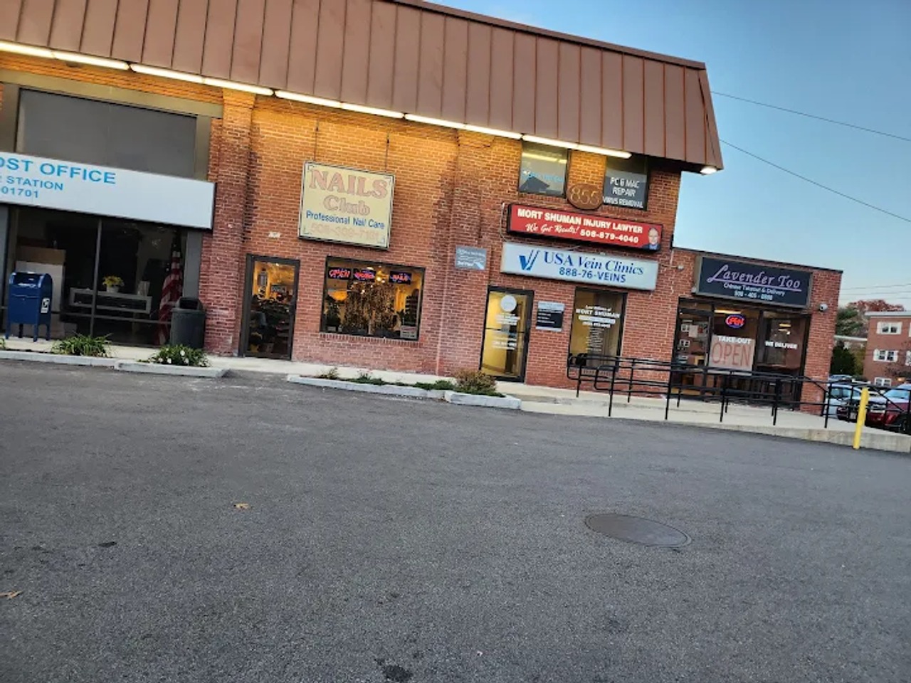 Tuyển Thợ Nails Kinh Nghiệm - Full & Part Time - Nails Club Framingham — 2