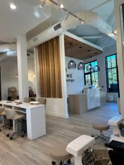 Tuyển Thợ Nails Làm Bột Hoặc Tay Chân Nước - Woodstock (2)