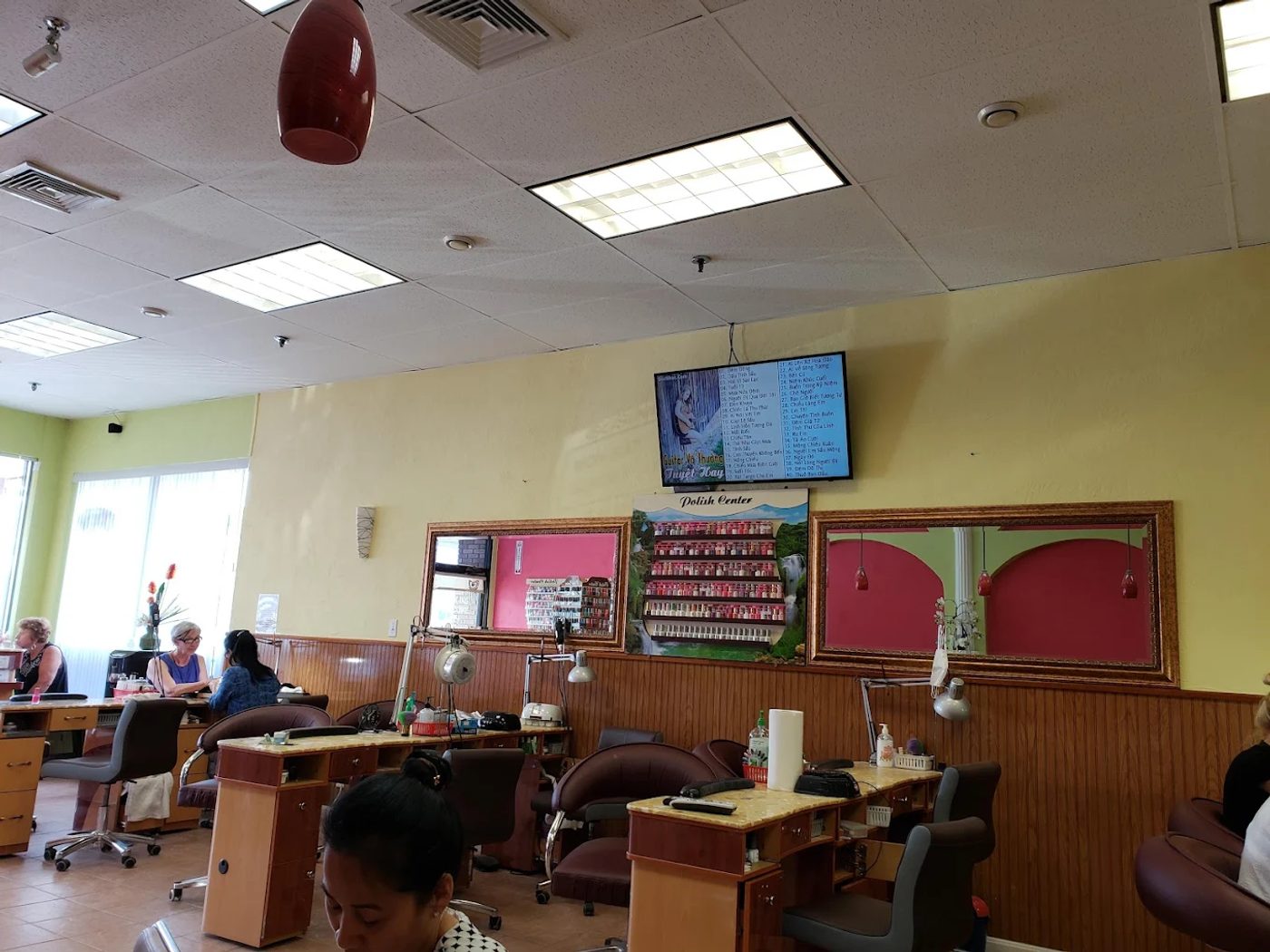 Tuyển Thợ Nails Full Time & Part Time - Orchid Nails and Spa, Worcester MA